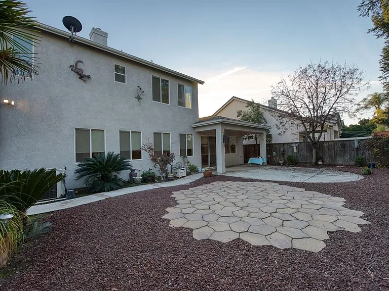 1961 Serena Ave — Photo 29