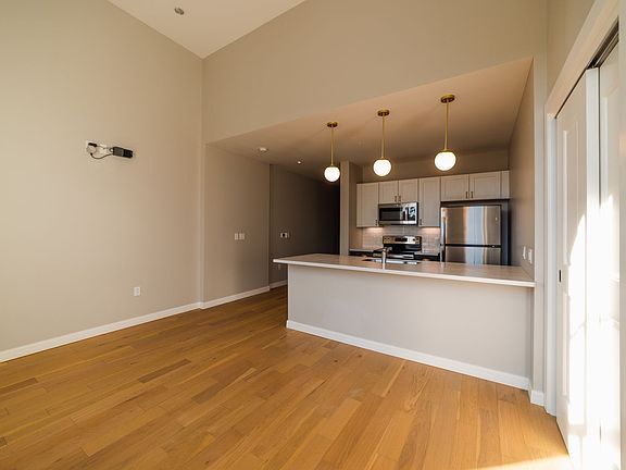 2nd image of 32 N Park Row #224