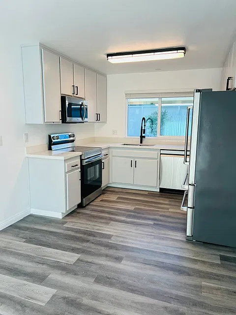 3 bed, 1250 sqft, $3,150 — Photo 4