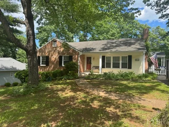 2012 Longwood Rd, Lynchburg, VA 24503