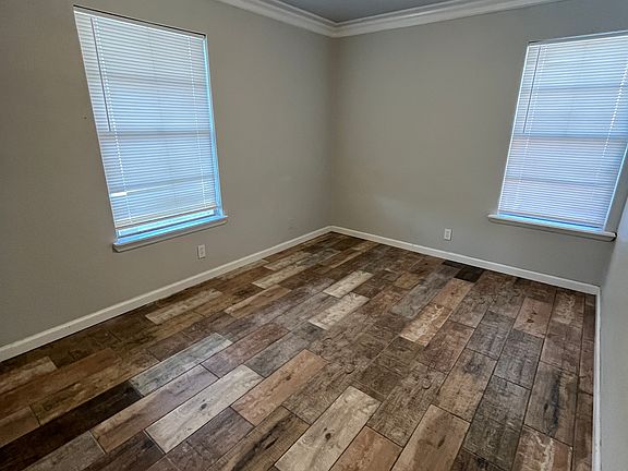 2nd image of 306 Revlon Dr