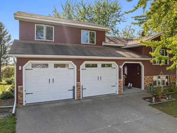 205 Nicholas Dr, Lewiston, MN 55952