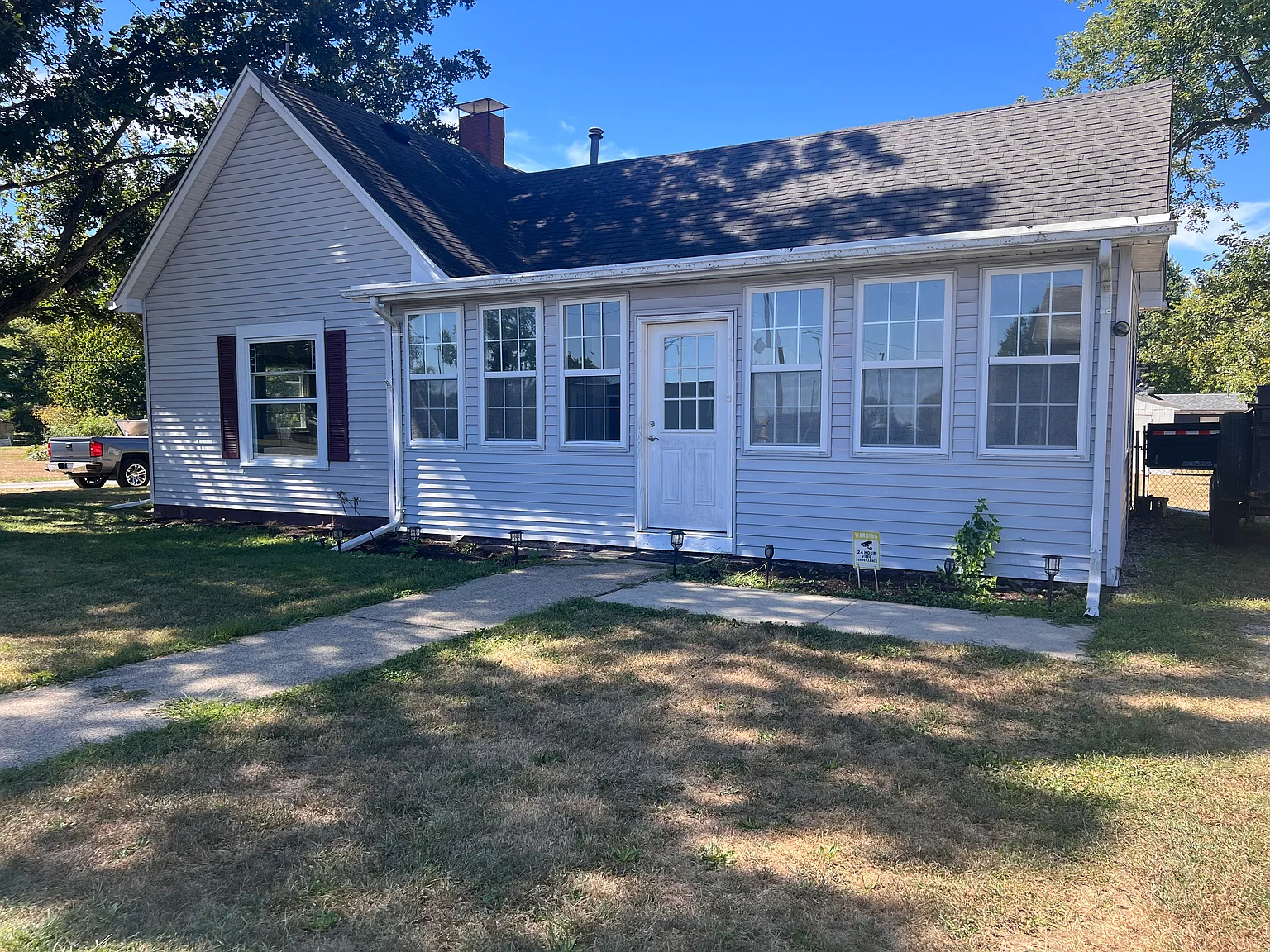 3 bed, 1244 sqft, $1,350 — Photo 1
