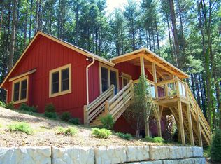 266 Adams Cemetery Rd, Vilas, NC 28692