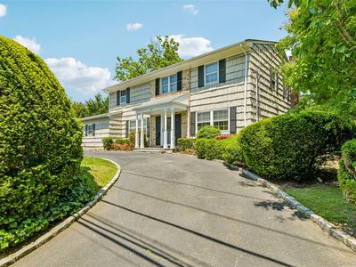 100 Hewlett Neck Road, Woodmere, NY, 11598