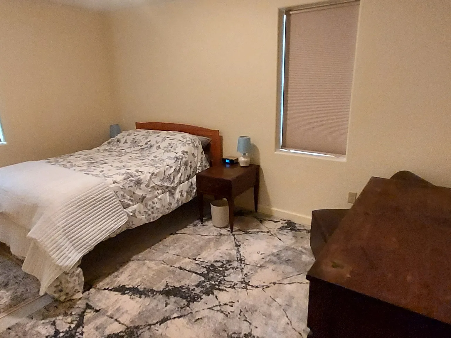 2 bed, 950 sqft, $2,400 — Photo 4