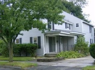 14 John St, Pittsfield, MA 01201