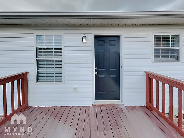 608 Helms Dr — Photo 15