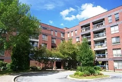 22 Railroad St #501 Photo 1