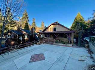 22638 Seeley Dr, Crestline, CA 92325