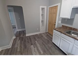 1719 Wayside Rd, Cleveland, OH 44112