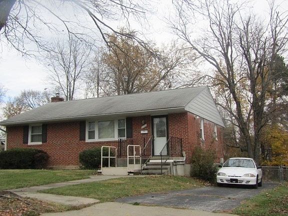 3rd image of 6732 Valley Creek Dr