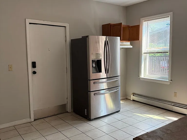 62-64 Bedford St #3 — Photo 10