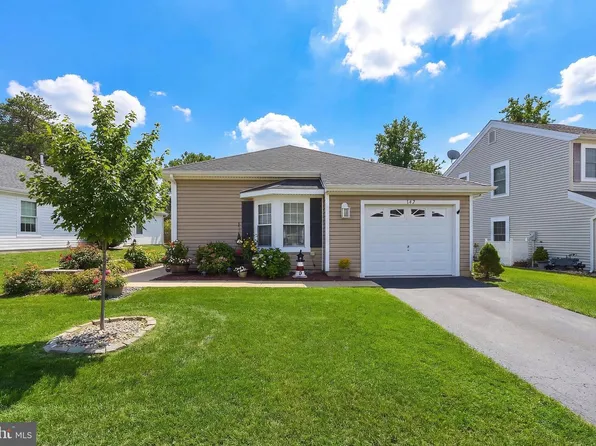 147 Pine Oak Blvd, Barnegat, NJ 08005