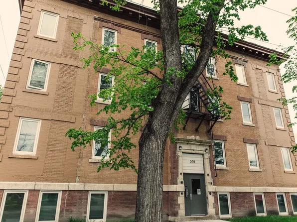 229 Machray Ave #16, Winnipeg, MB R2W 0Z9