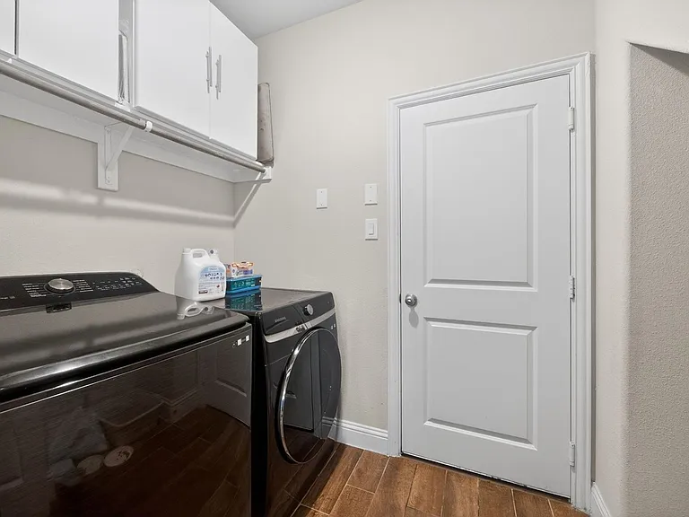 6200 Marigold Dr — Photo 18