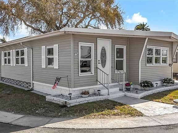 5th image of 10101 N Lake Dr #89