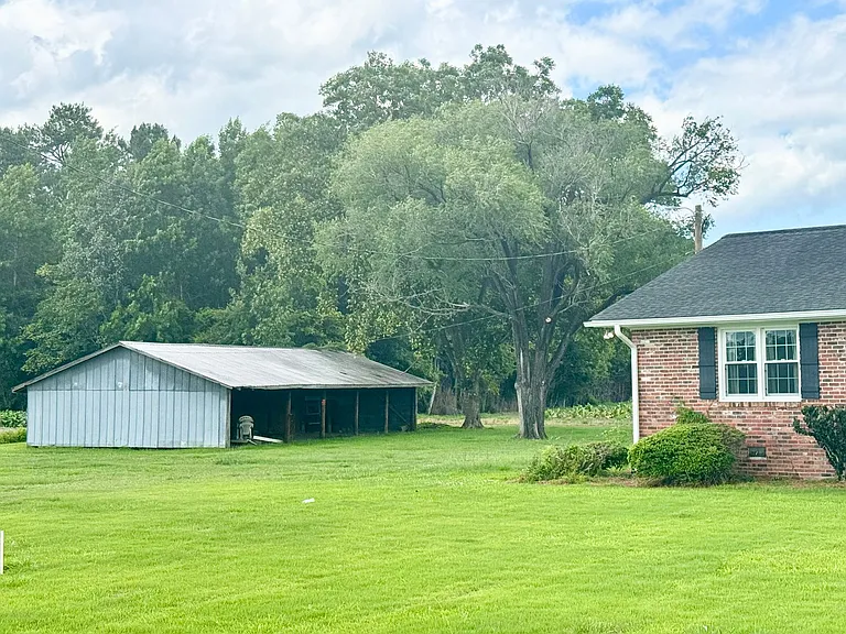 1280 Highway 139 — Photo 2