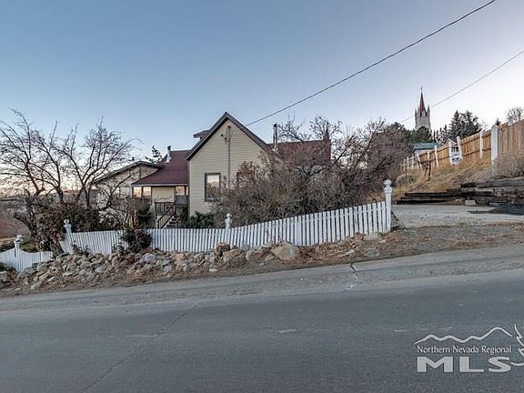 3rd image of 109 E Union St