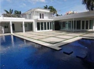 172 Golden Beach Dr, Golden Beach, FL 33160