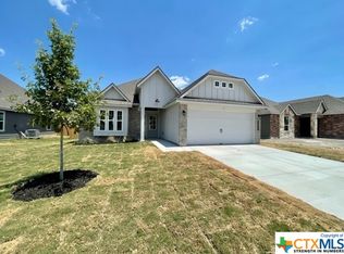 215 Great Hills Dr, Copperas Cove, TX 76522