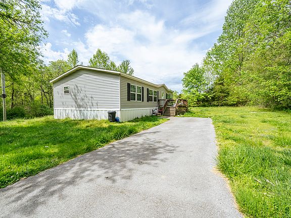 3rd image of 4242 Upper Factory Creek Rd