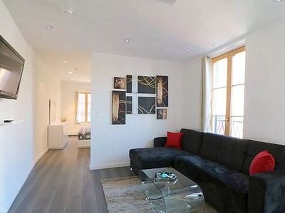 179 Grand St APT 2G, New York, NY, 10013