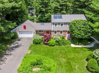 20 Sheerman Ln, Amherst, MA 01002