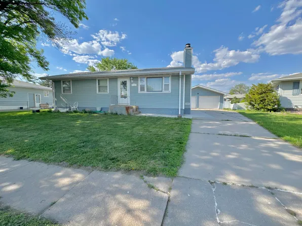 1663 44th Ave, Columbus, NE 68601