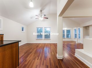 2017 Harrison St #3A, Evanston, IL 60201