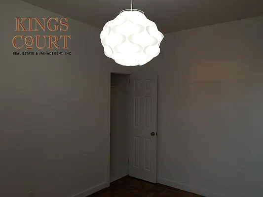 Rented by Kings Court Real Estate | media 40