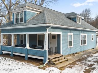 554 Gravity Rd, Lake Ariel, PA 18436