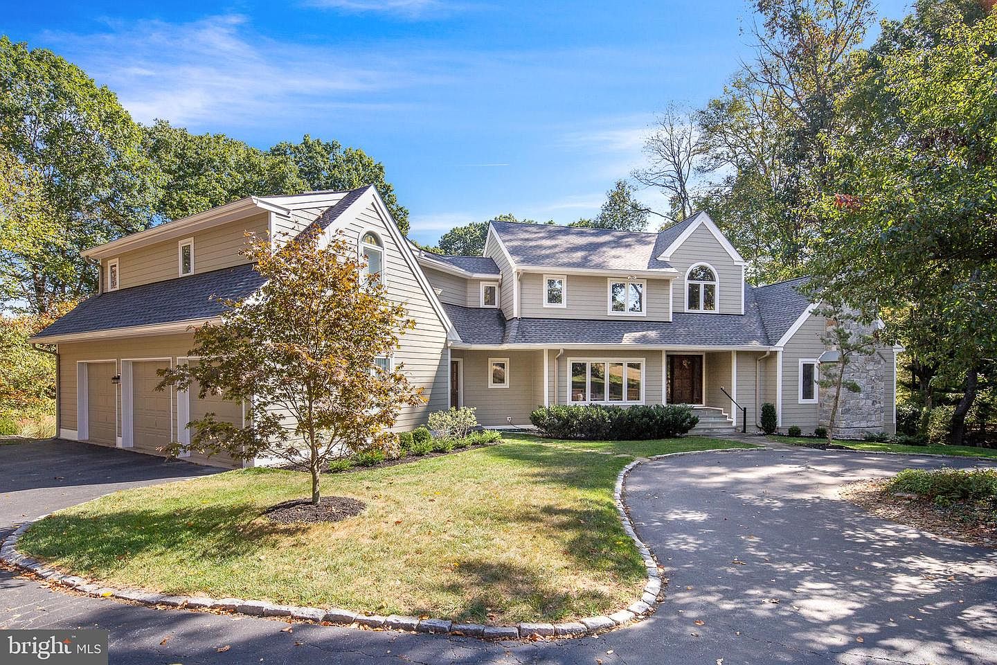 8 Foxhill Ln, Wilmington, DE 19807 | Zillow