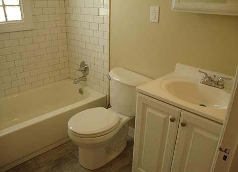 5th image of 4409 Jamieson Ave