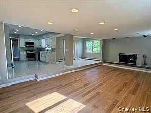 10 Elderwood Ln — Photo 7