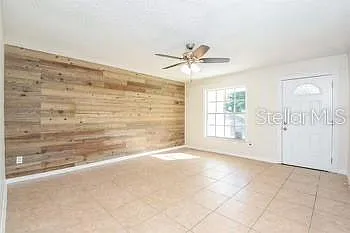 142 Bayberry Ct — Photo 5