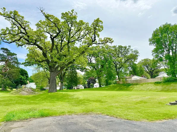618 & 620 Giles Pl, Albert Lea, MN 56007