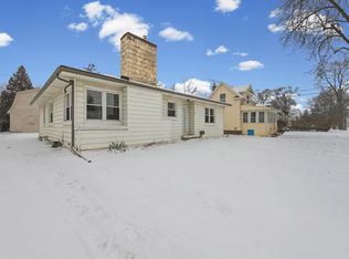 303 E Mill St, Capac, MI 48014