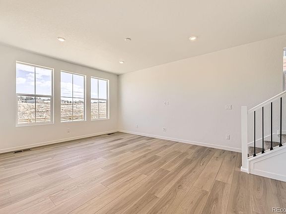 2nd image of 270 Paloma Way