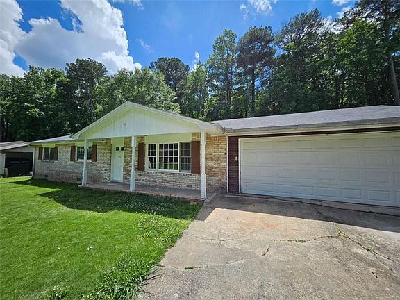 2nd image of 2515 Windmere Dr