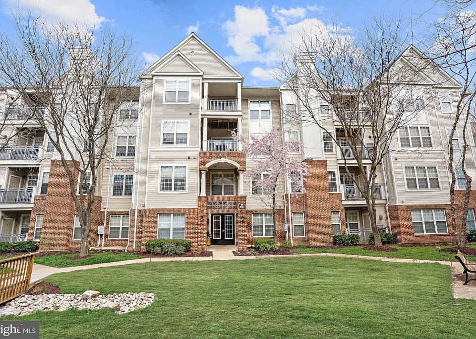 1st image of 3003 Nicosh Cir Unit 3309