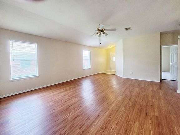 2nd image of 503 Lafayette Square Dr