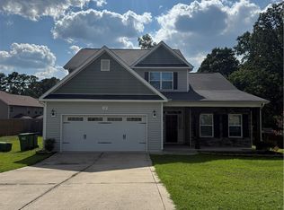 39 Yaupon Cir, Spring Lake, NC 28390