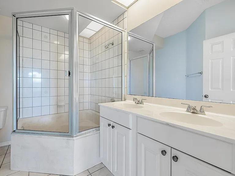 216 Cypress Point Dr — Photo 16