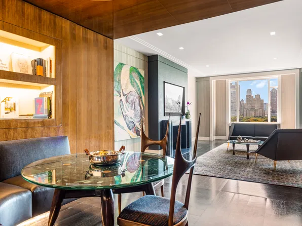 825 5th Avenue image 1 of 14