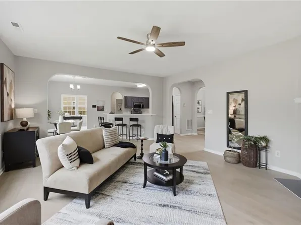 835 Wyemouth Dr, Newport News, VA 23602