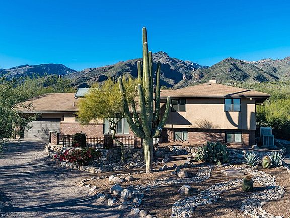 2nd image of 6119 N Sabino Shadow Ln