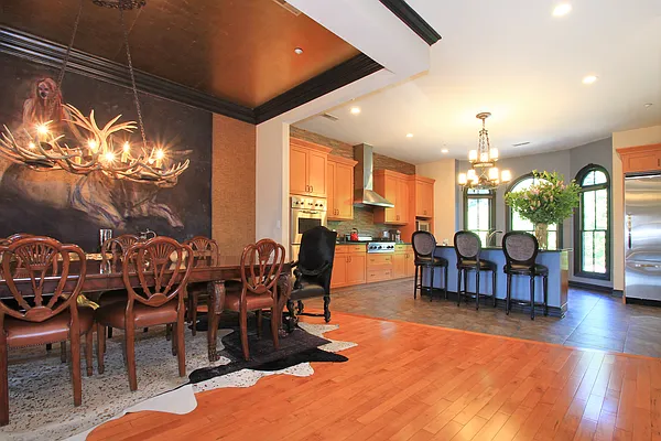 Sold by Keller Williams City Life Realty | media 18