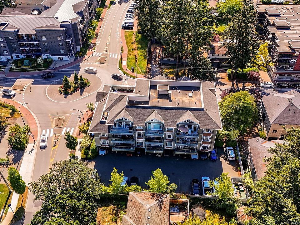 1st image of 2706 Peatt Rd #203