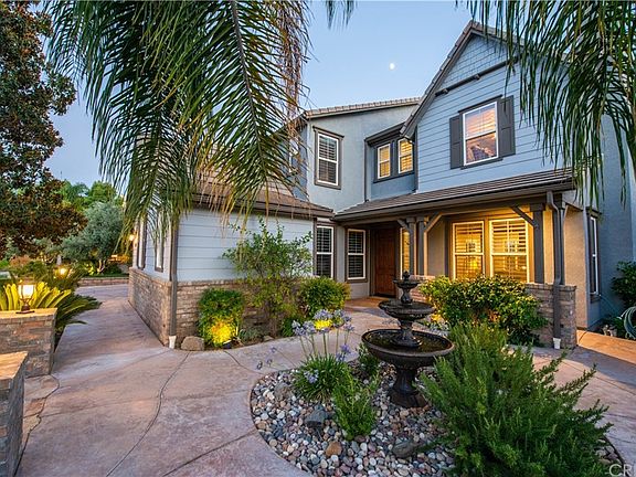 4th image of 29504 Hacienda Dr
